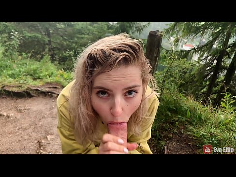 ❤️ Meisje slikket cum nei in iepenbiere blowjob - Eva Elfi ️❌ Harde porno op fy.porno24-7.ru ️❤